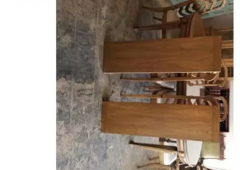 Thomasville dinning table with 6 chairs