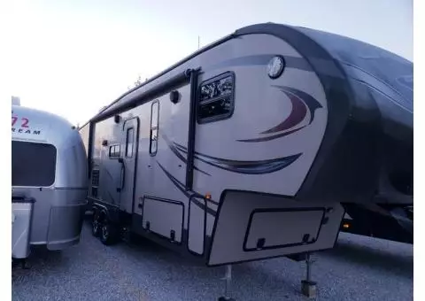 2015 Forest River 5th wheel RV