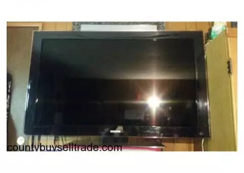 52" samsung hdtv w/ universal remote!!