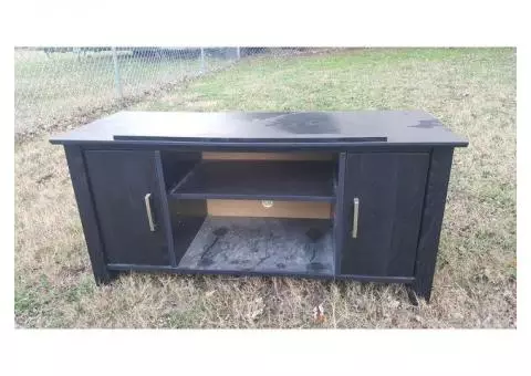 TV/ Entertainment Stand