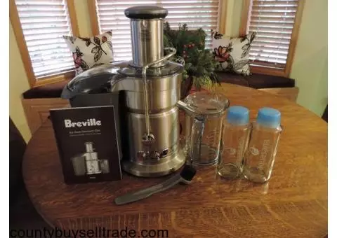 BREVILLE JUICER