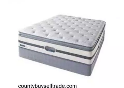 Brand new queen size luxury model Simmons Beautyrest sets only 500