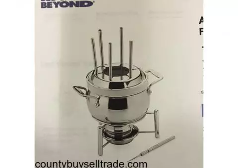 fondue pot