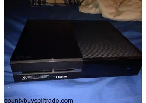 Xbox One $400 used like new with accessories