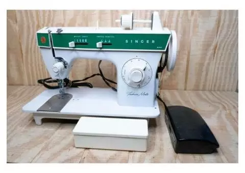 Sewing Machine - Singer Fashionmate 248