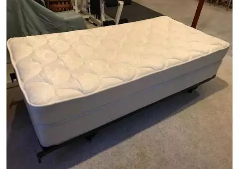Twin bed set