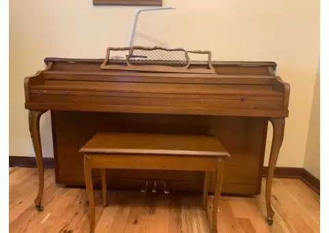 Thomas piano
