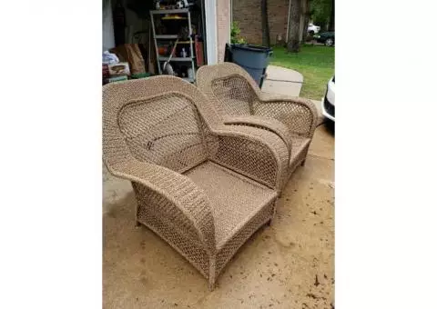 Set of wicker chairs