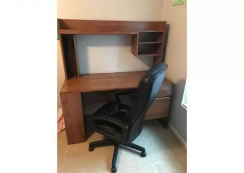 Desk with swivel chair