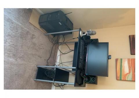 Gaming PC for sale! 144hz monitor, gaming keyboard, gaming mouse, blue yeti microphone, speakers, an