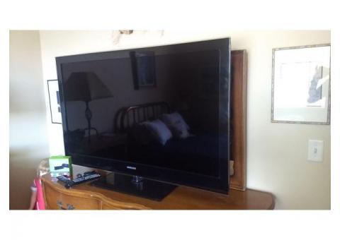 Samsung High Definition LCD Television Package REDUCED!