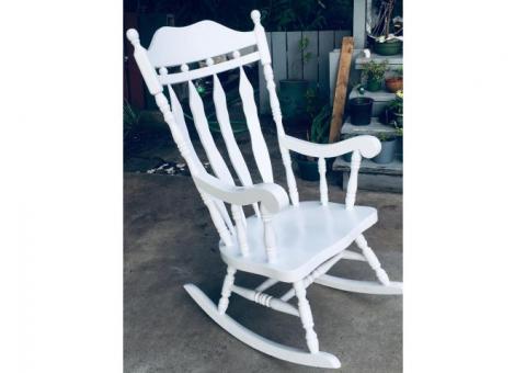 White flower engraved solid wood rocking chair