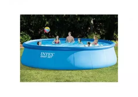 Swimming Pool - Easy Set- New In Box with Pump