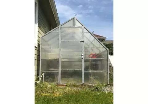 12' x 8' x 8' Polycarbonate Greenhouse