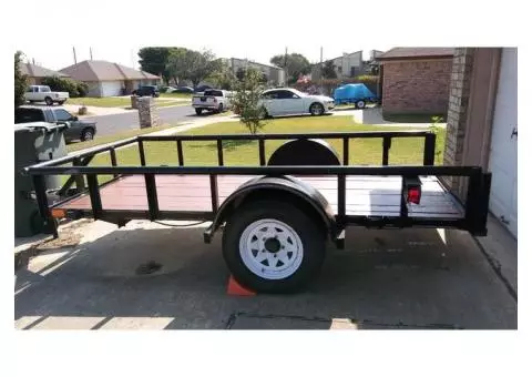 Texas Bragg trailer for sale