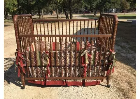 Jenny Lind Baby Bed/Crib