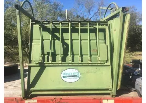 Small Squeeze Chute for sale!