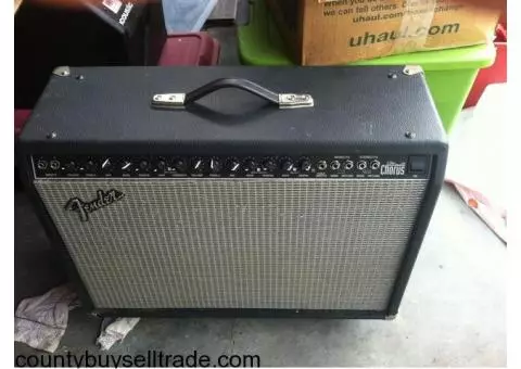 Fender Ultimate Chorus Amp with Pedal