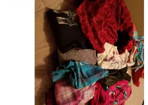 Lots of girls clothes