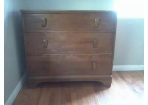 4--poster bed, dresser