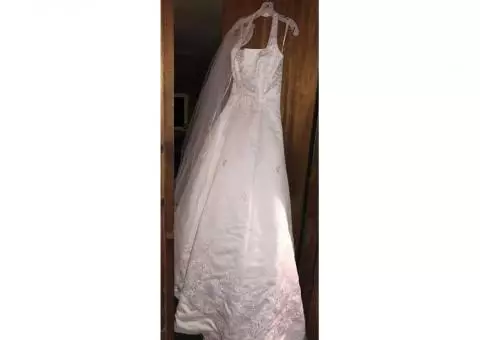 Wedding dress