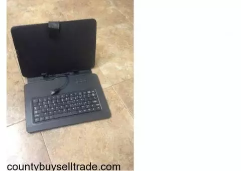 Tablet case With keyboard