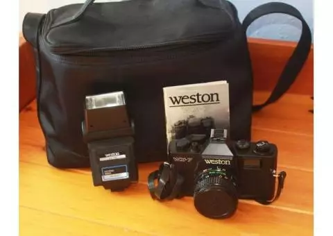 Weston WX-7 Film Camera with Flash