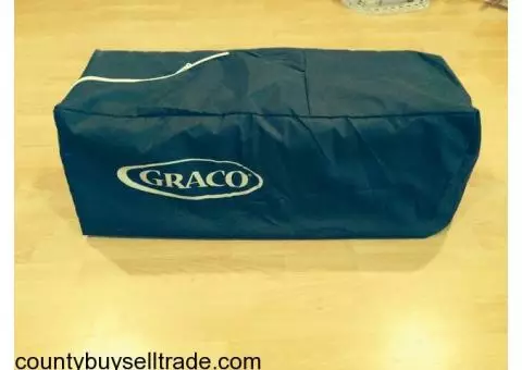 Graco Pack n Play with Double Bassinet